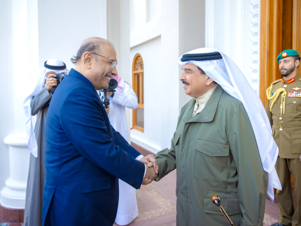 King and Pakistan President attend horse show